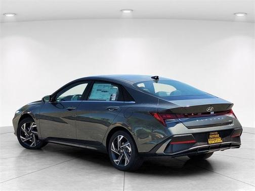 2025 Hyundai ELANTRA HEV Limited