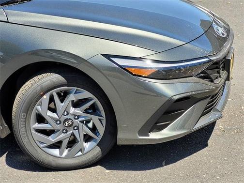 2025 Hyundai ELANTRA HEV Blue