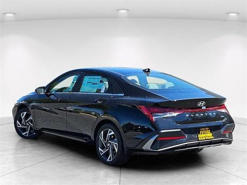 2025 Hyundai ELANTRA HEV Limited