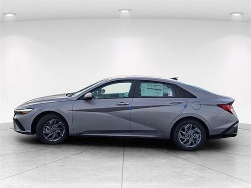 2026 Hyundai ELANTRA HEV Blue