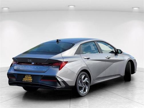 2025 Hyundai ELANTRA HEV Limited