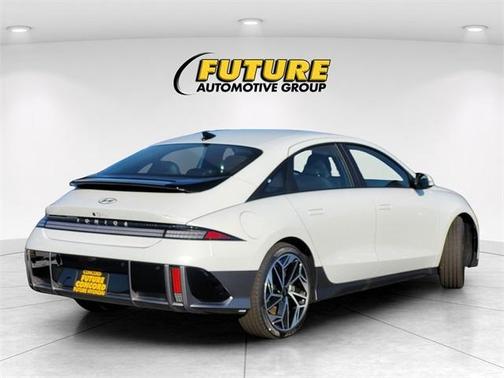 2025 Hyundai IONIQ 6 SEL