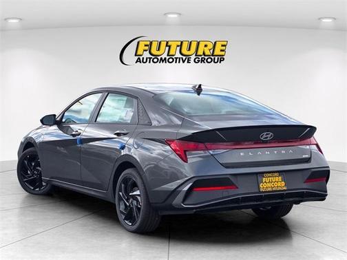 2026 Hyundai ELANTRA HEV SEL Sport