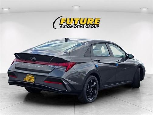 2026 Hyundai ELANTRA HEV SEL Sport