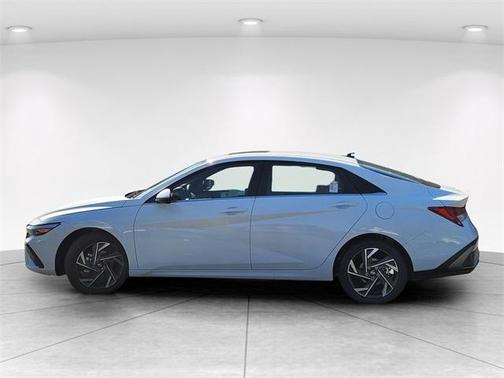 2025 Hyundai ELANTRA HEV Limited