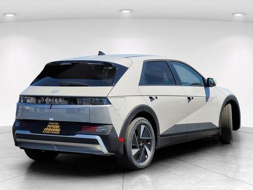 Cyber Gray 2026 Hyundai IONIQ 5 SEL