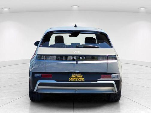Cyber Gray 2026 Hyundai IONIQ 5 SEL