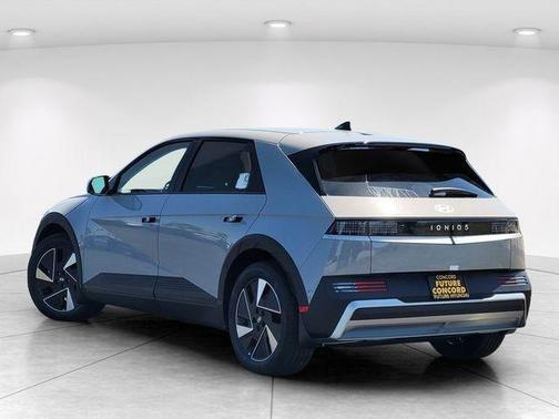Cyber Gray 2026 Hyundai IONIQ 5 SEL