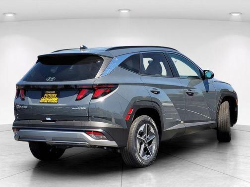 Gray 2026 Hyundai TUCSON Hybrid SEL