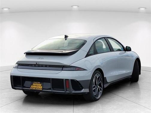 2025 Hyundai IONIQ 6 SEL