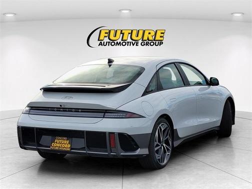 2025 Hyundai IONIQ 6 SEL