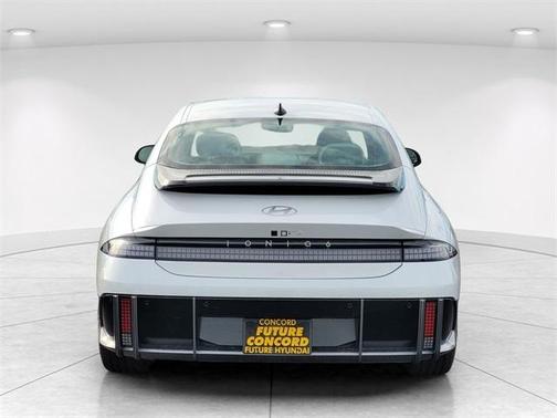 2025 Hyundai IONIQ 6 SEL