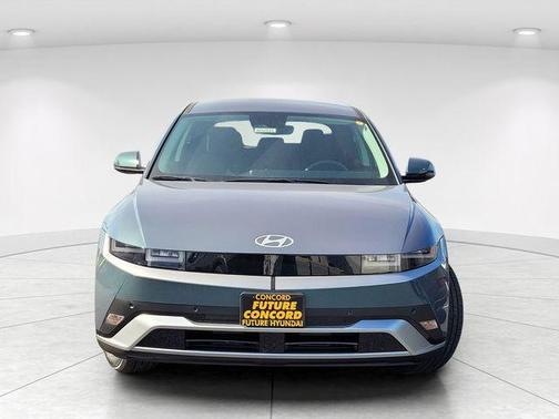 2025 Hyundai IONIQ 5 SE