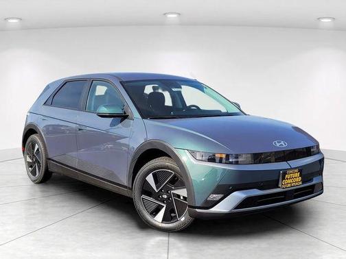 2025 Hyundai IONIQ 5 SE