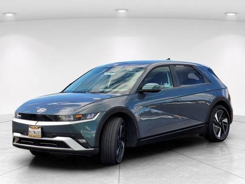 Teal 2025 Hyundai IONIQ 5 SE