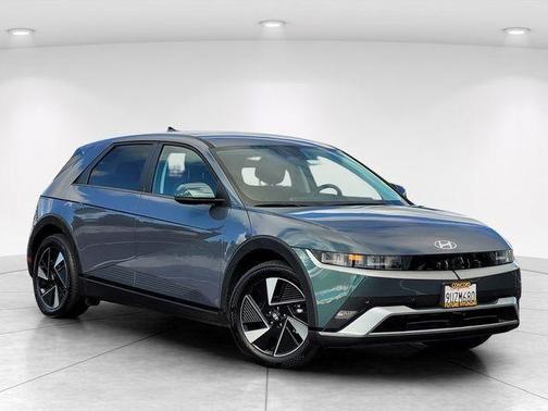 Teal 2025 Hyundai IONIQ 5 SE