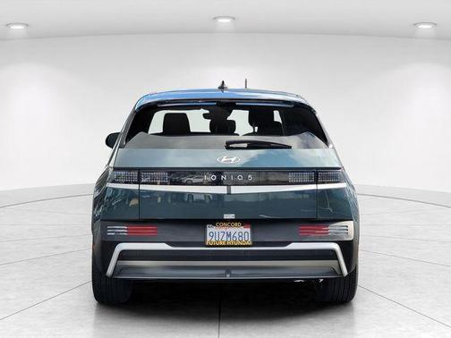 2025 Hyundai IONIQ 5 SE