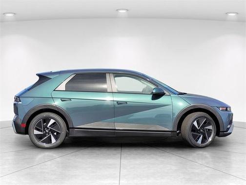 2025 Hyundai IONIQ 5 SE