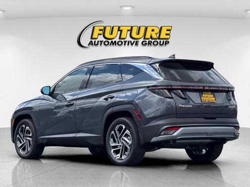 Gray 2026 Hyundai TUCSON Hybrid Limited