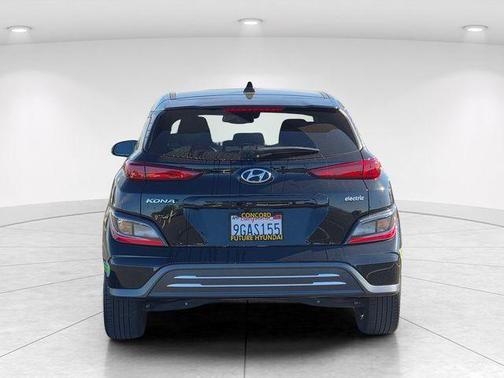 Abyss Black Pearl 2023 Hyundai KONA EV SEL