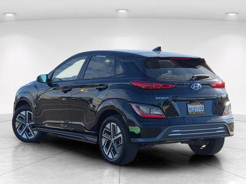 Abyss Black Pearl 2023 Hyundai KONA EV SEL