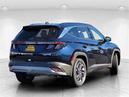 2025 Hyundai TUCSON Hybrid Limited