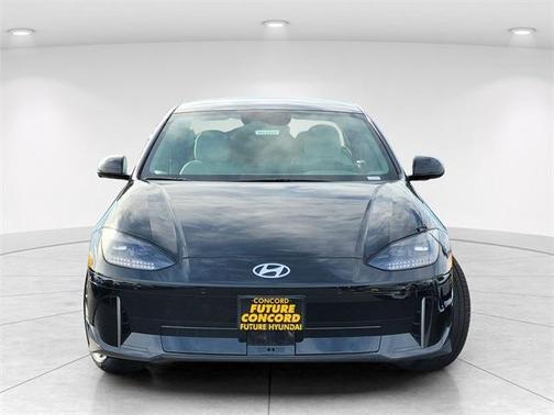 2025 Hyundai IONIQ 6 Limited