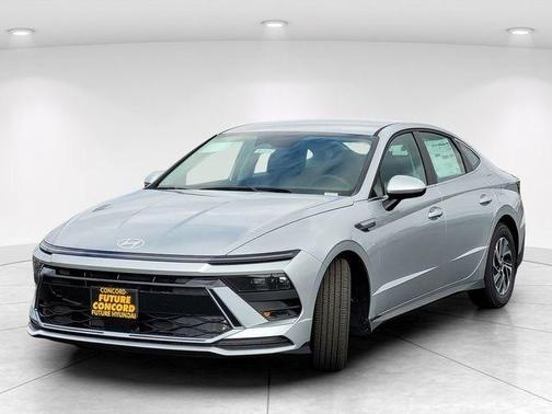 Silver 2026 Hyundai SONATA Hybrid Blue