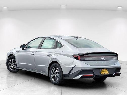 Silver 2026 Hyundai SONATA Hybrid Blue