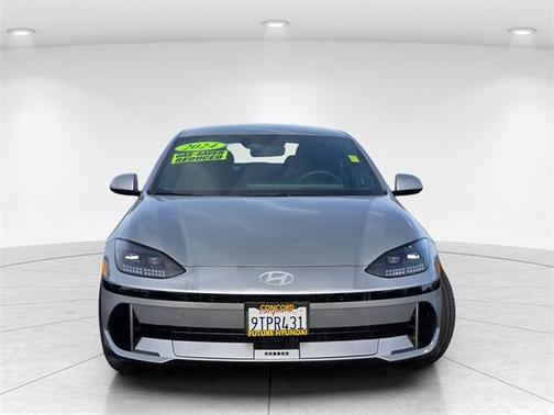 2024 Hyundai IONIQ 6 SE Standard Range