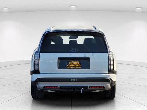 Snow White Pearl 2026 Hyundai IONIQ 9 S