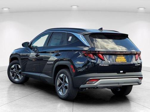 Deep Sea 2026 Hyundai TUCSON Hybrid SEL