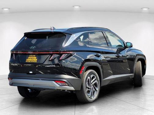 Ash Black 2026 Hyundai TUCSON Hybrid Limited