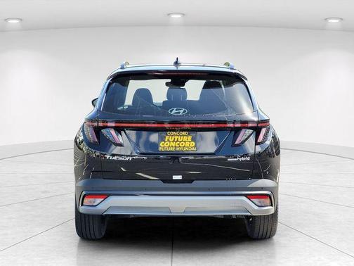 Ash Black 2026 Hyundai TUCSON Hybrid Limited