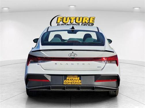 2026 Hyundai ELANTRA SEL