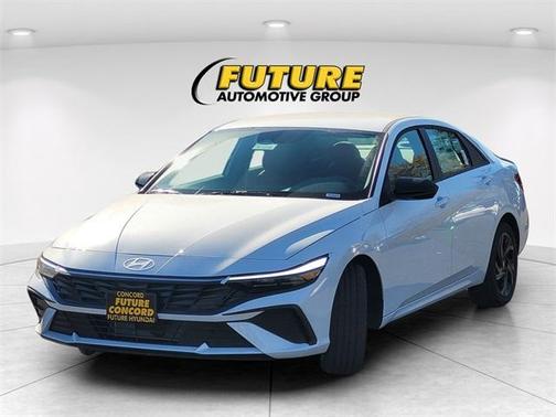 2026 Hyundai ELANTRA SEL