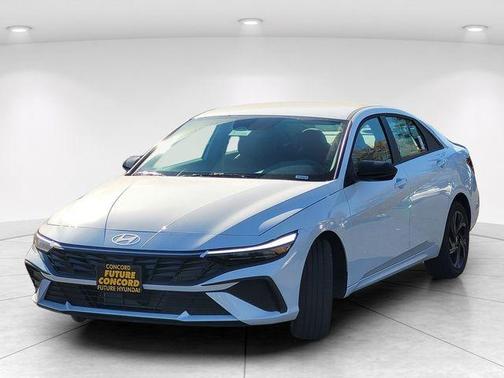 2026 Hyundai ELANTRA HEV SEL Sport