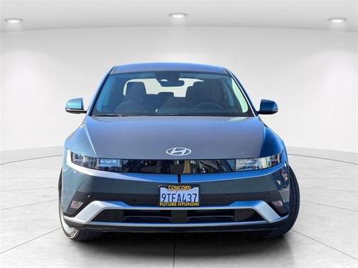 2025 Hyundai IONIQ 5 SE Standard Range