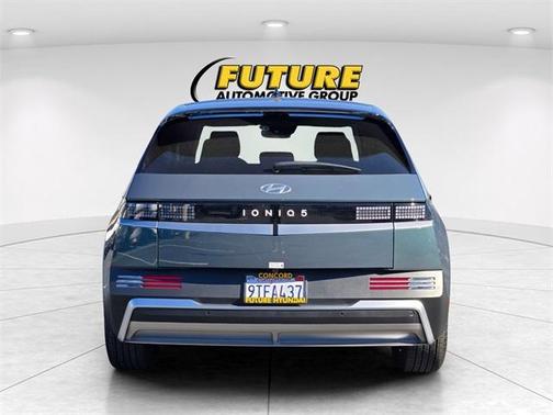 2025 Hyundai IONIQ 5 SE Standard Range