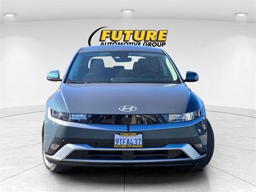 2025 Hyundai IONIQ 5 SE Standard Range