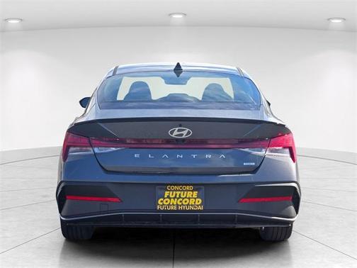 2026 Hyundai ELANTRA HEV SEL Sport