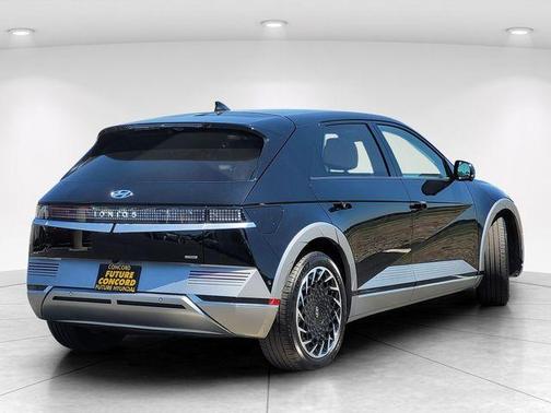 Black 2024 Hyundai IONIQ 5 Limited