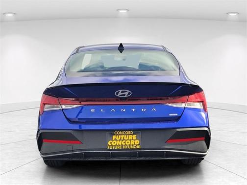 2026 Hyundai ELANTRA HEV SEL Sport