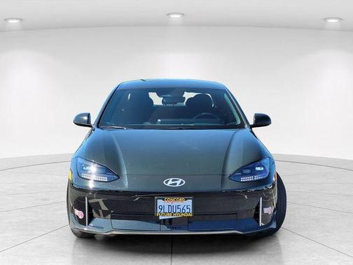 2024 Hyundai IONIQ 6 SE
