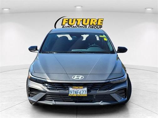 2025 Hyundai ELANTRA HEV SEL