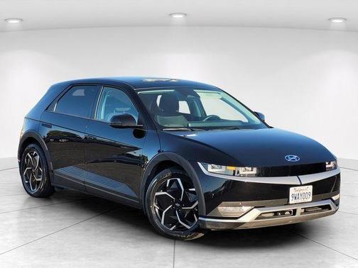 Black 2024 Hyundai IONIQ 5 SEL