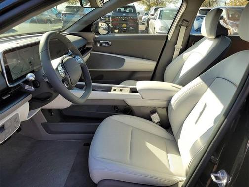 2025 Hyundai IONIQ 6 SEL