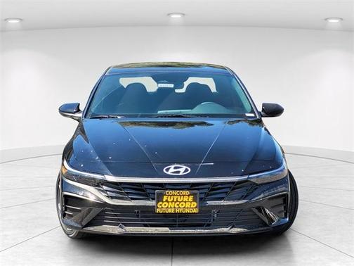 2025 Hyundai ELANTRA HEV SEL Sport