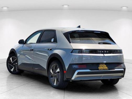 Cyber Gray 2026 Hyundai IONIQ 5 SEL