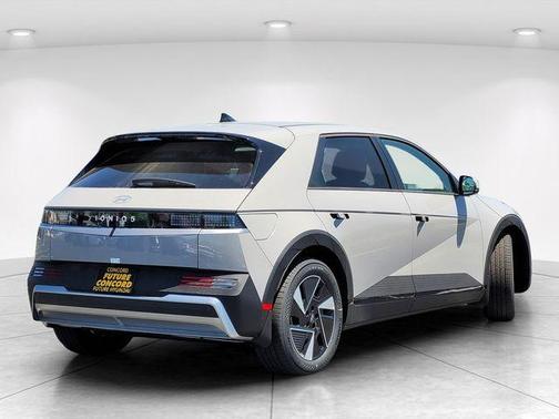 Cyber Gray 2026 Hyundai IONIQ 5 SEL